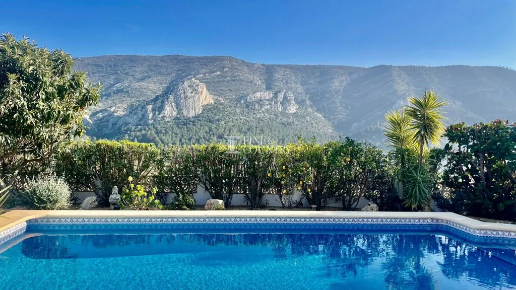 Bassein - Modern Villa with Panoramic Views in Pedreguer