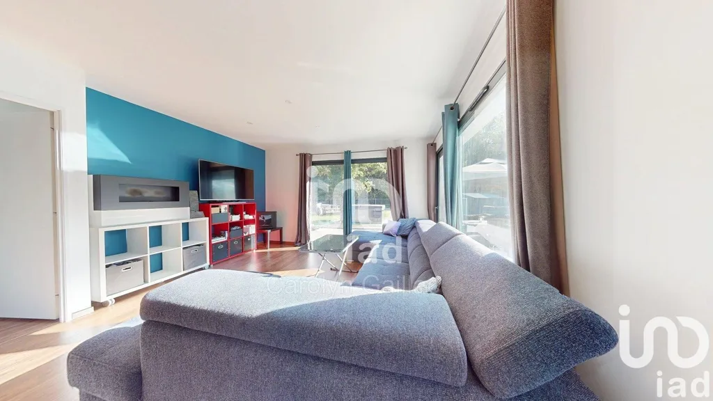 Séjour - Maison contemporaine avec terrasse à Saint-Étienne-de-Tulmont