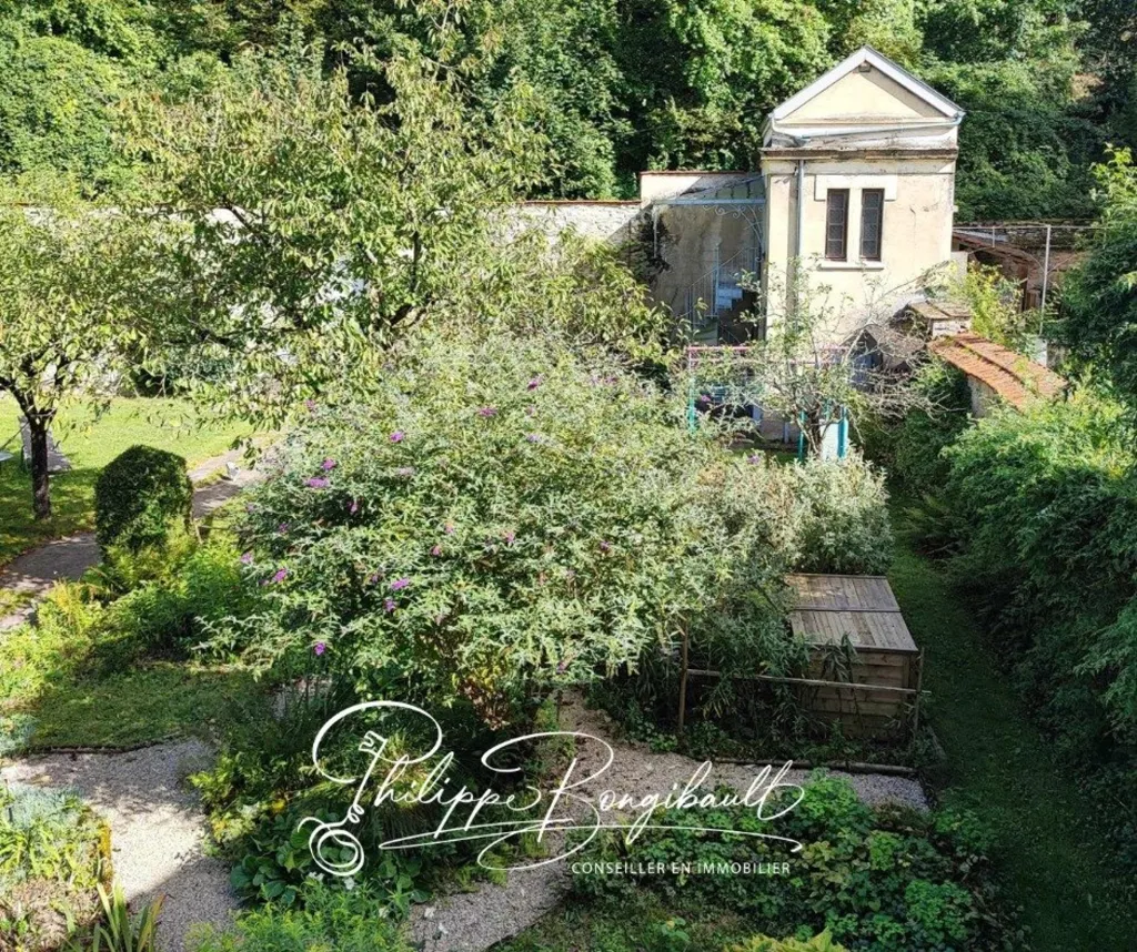 Jardin - Maison Bourgeoise avec Jardin à Crémieu