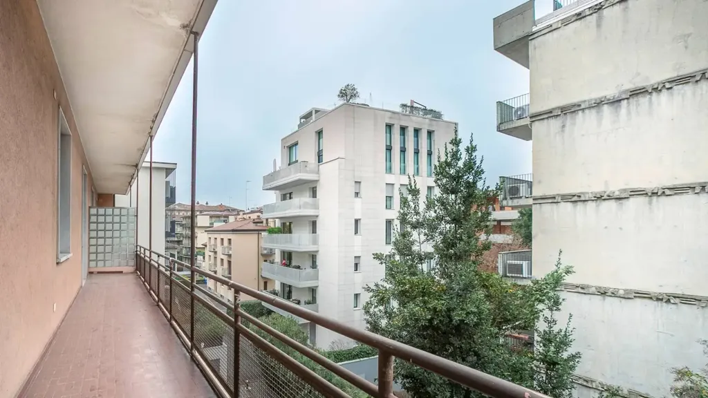 Balcon - Appartement 5 pièces à IT