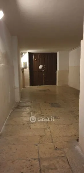 Garaaž - Two Apartments with Private Courtyard in Bari