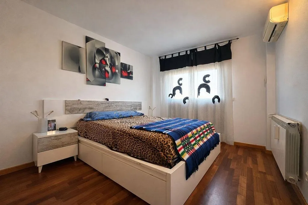 Magamistoad - Duplex with Terrace in Santpedor Centre