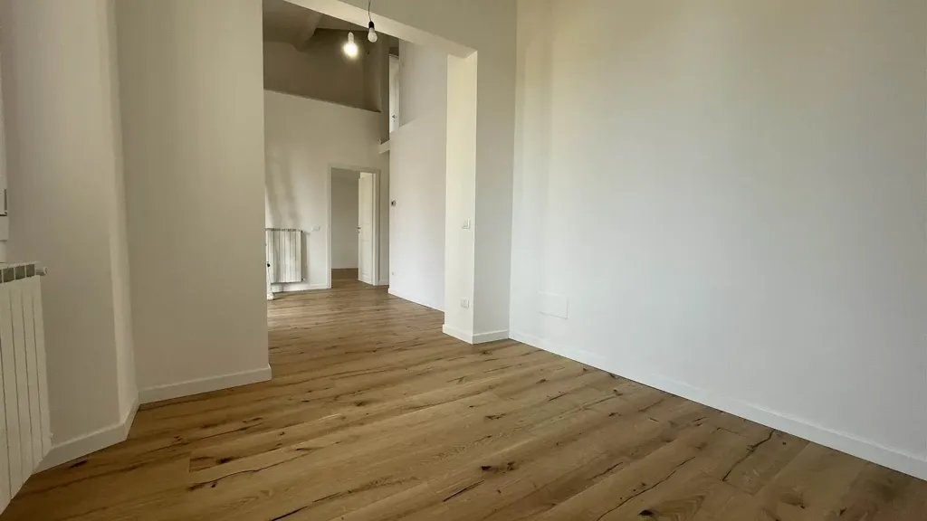 Toad - Rustic 3-Room Apartment with Balcony in Florence