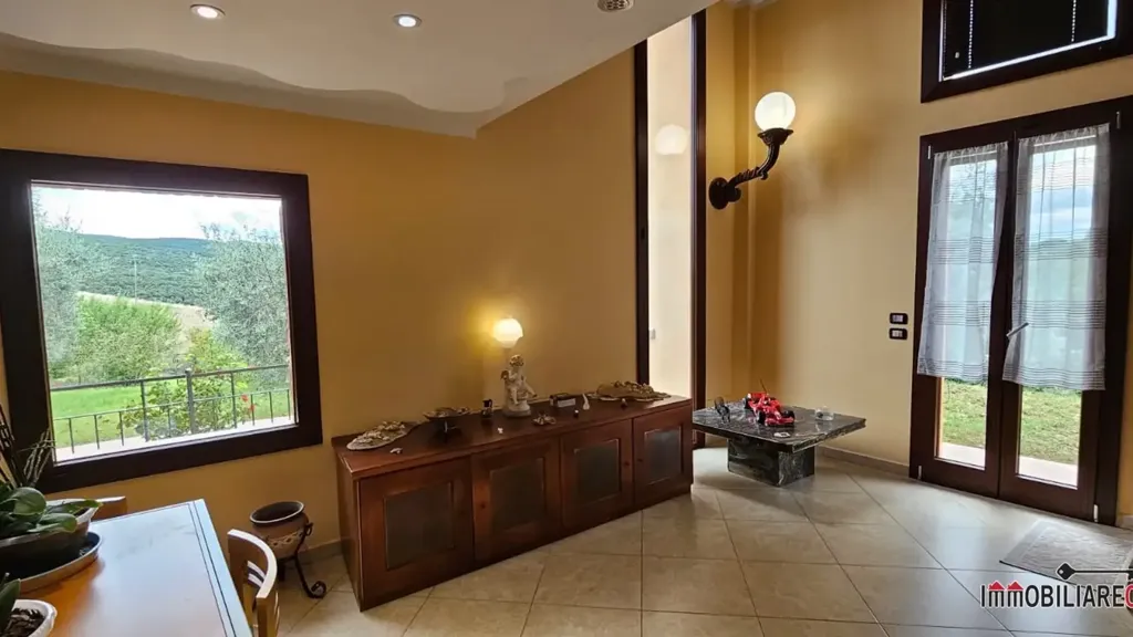 Maison 6 pièces à IT