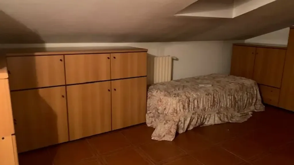8-room apartment in IT