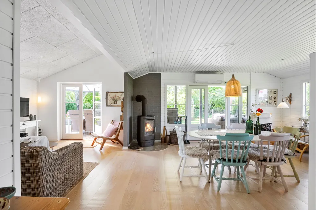 Séjour - Summerhouse with Garden in Bogense