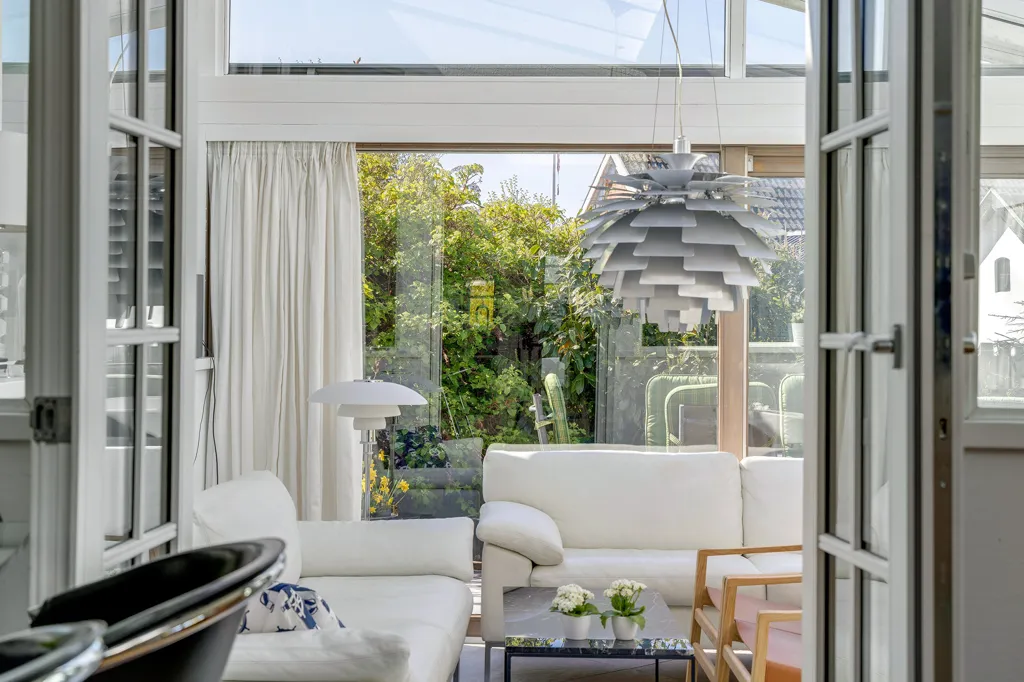 Terrass - Renovated Villa with Garden in Gilleleje