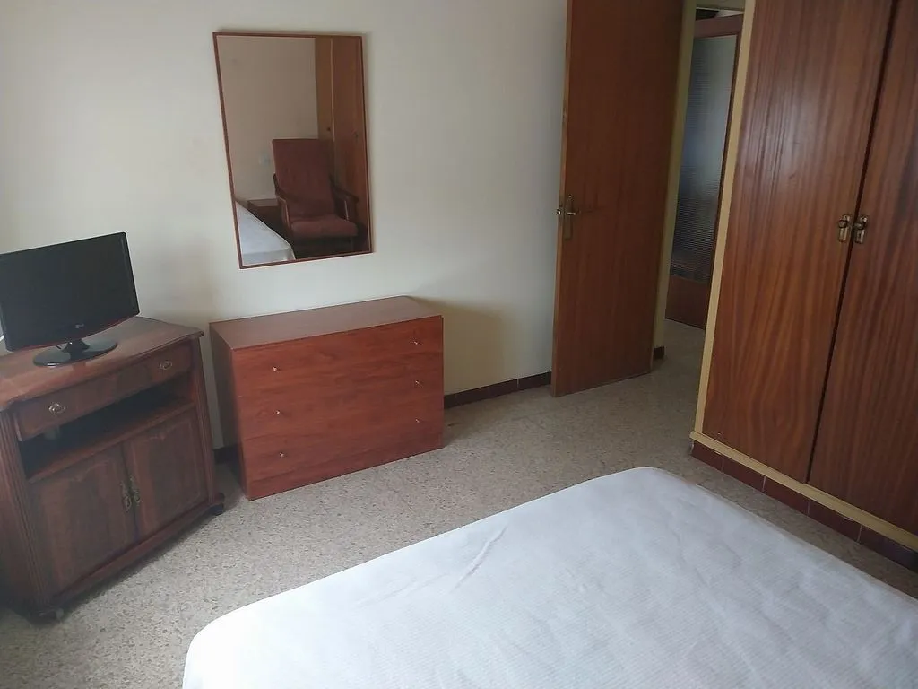 Chambres - Apartment with Balcony and Terrace in Parc Bosc