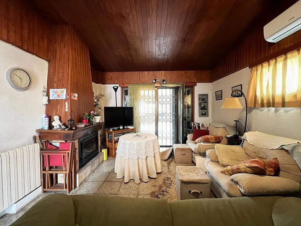 Elutuba - Rustic House with Pool in Reis Catòlics