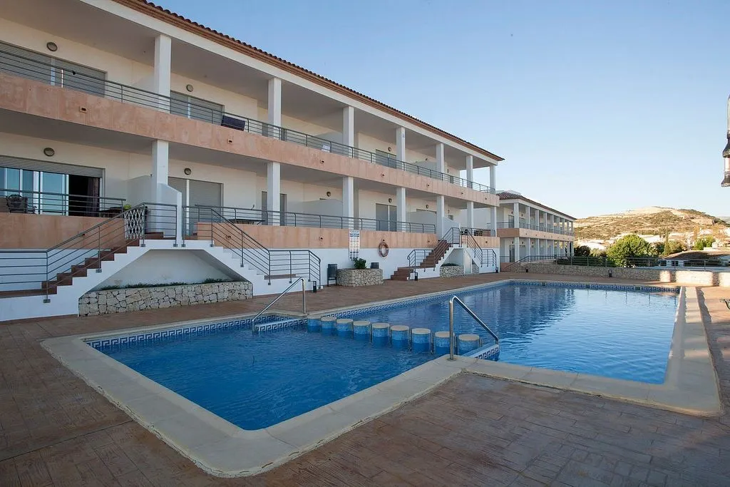 Bassein - Apartment with Pool and Terrace in Pego