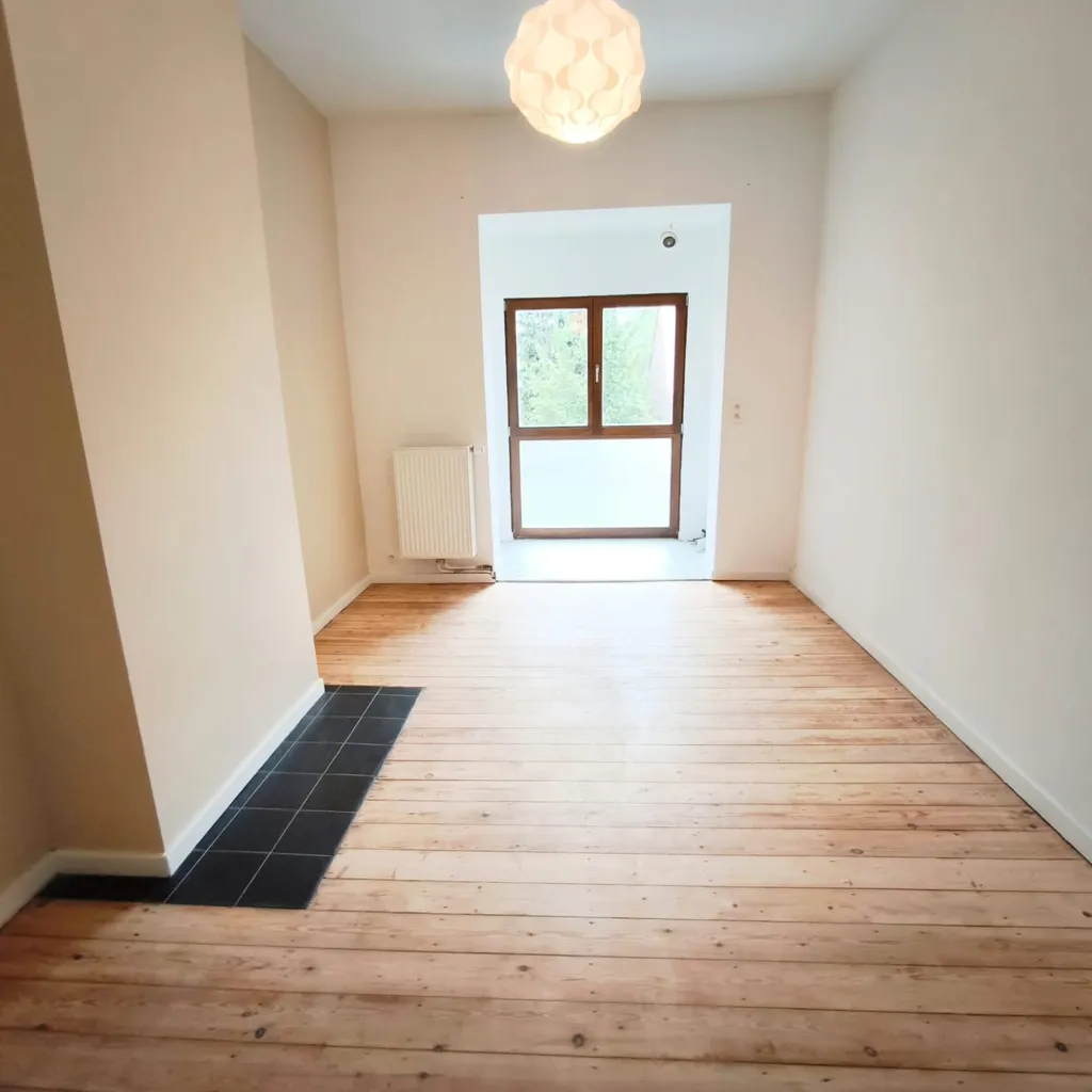 Toad - Triplex Apartment with Balcony in Forest