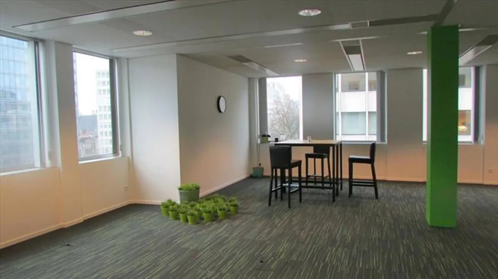 Kabinet - Office Space with Rooftop View in Brussels