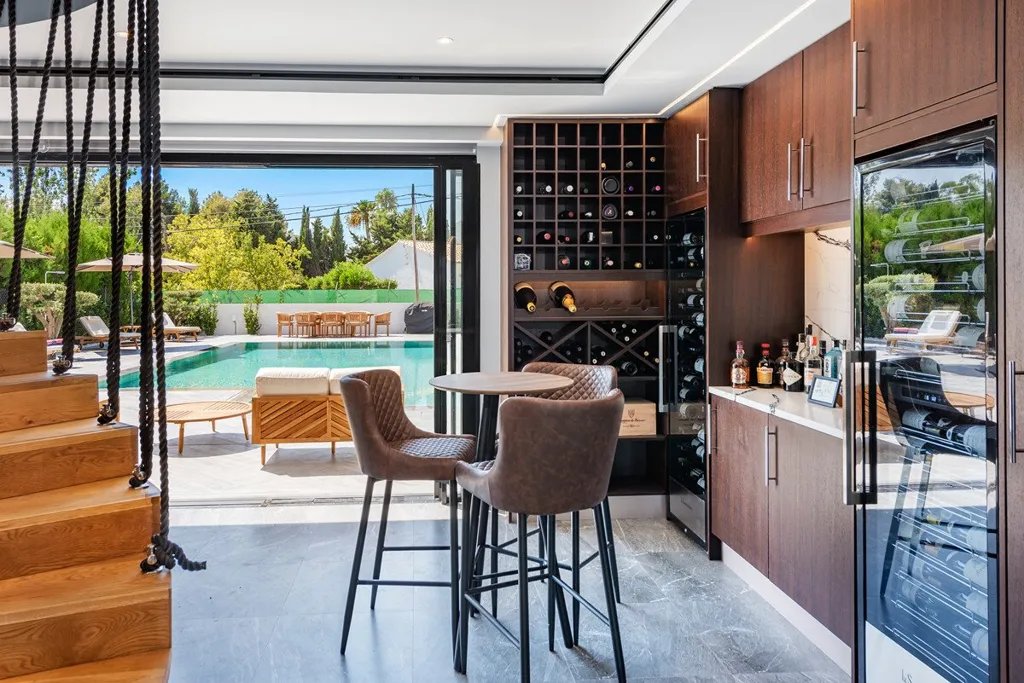 Piscine - Beachfront Villa with Pool in Puerto Pollensa