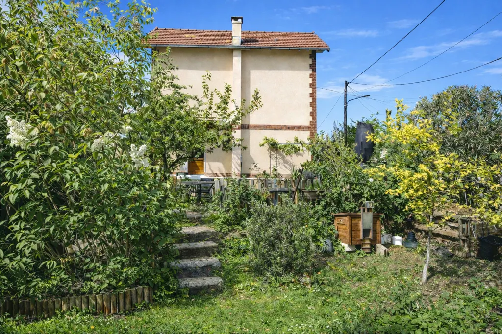 Jardin - Maison de Charme avec Dépendance à Chatou