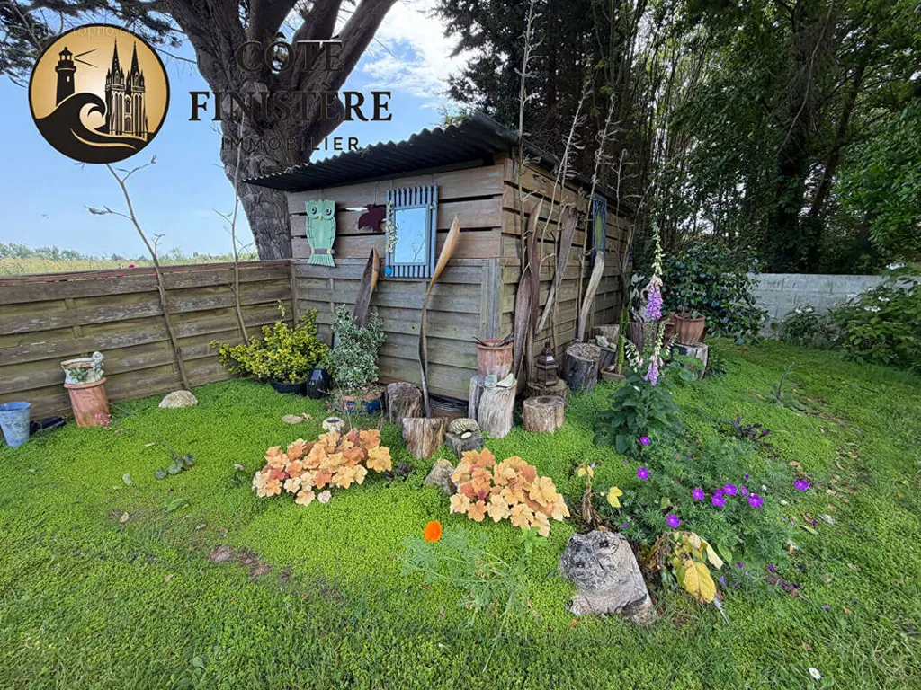 Jardin - Maison de Plain-Pied avec Jardin à LOCTUDY