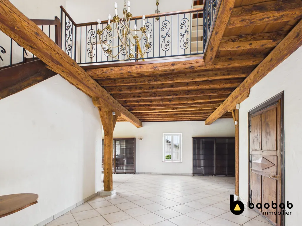 Esik - Charming 1850 Stone House with Mountain View in Myans