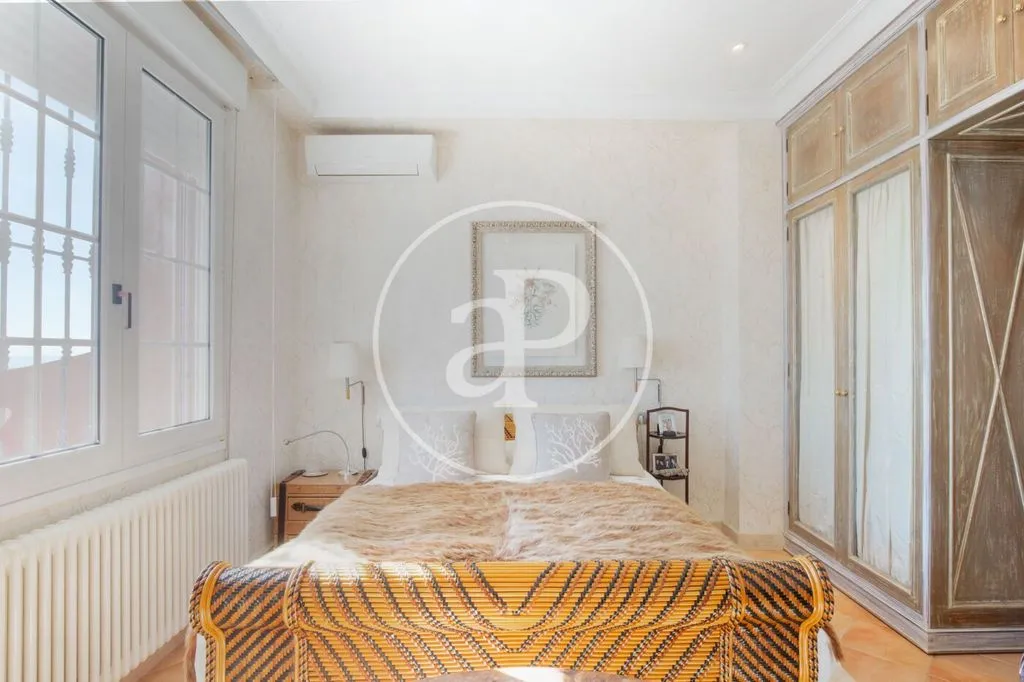 Chambres - Luxury Villa with Seafront Views in Burriana