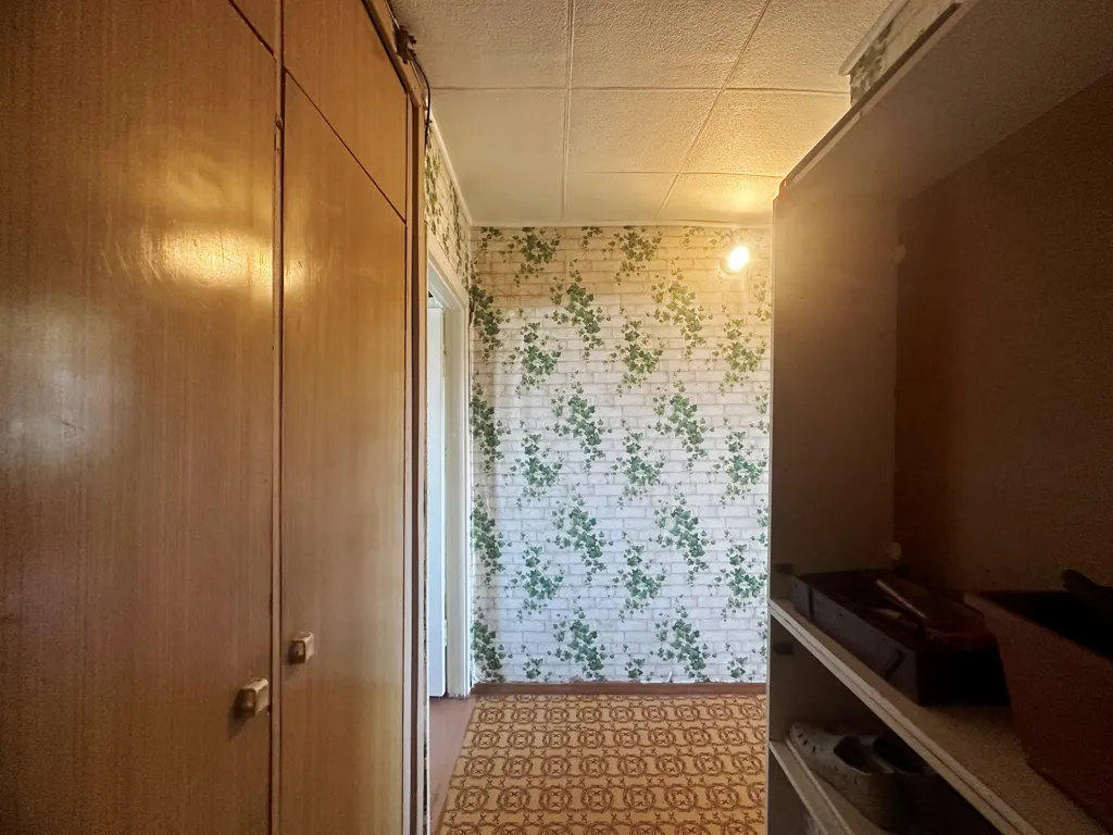 Esik - Apartment with Balcony in Narva Centre