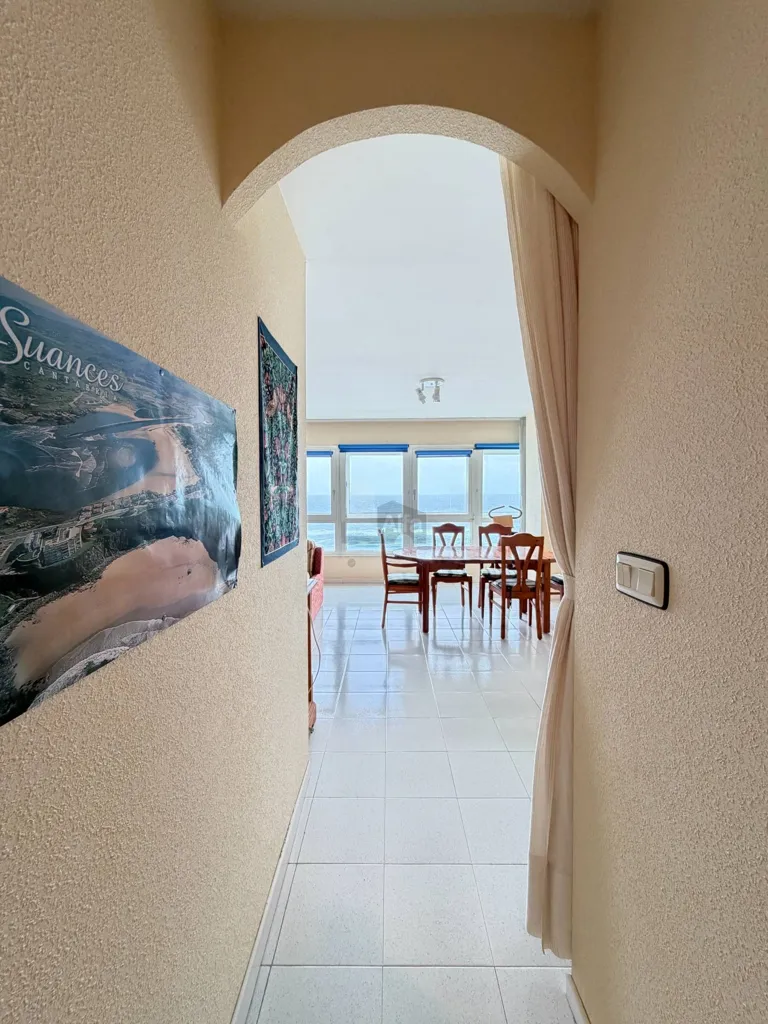 Ingresso - Seafront Apartment with Terrace in Suances