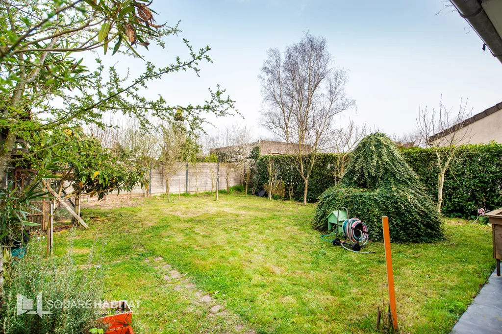 Jardin - Maison Rénovée avec Jardin Arboré à Saint-Sébastien-sur-Loire