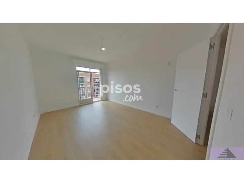 Pièces - Fully Renovated Flat with Metro Access in Fuenlabrada