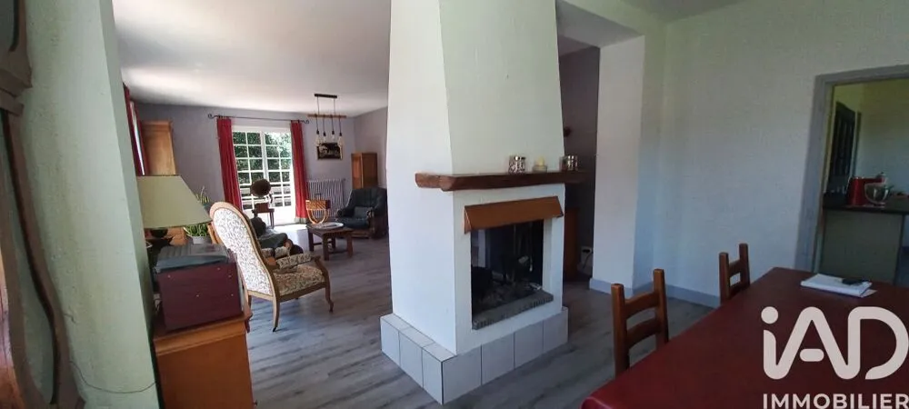 Maison 9 pièces à Cerizay