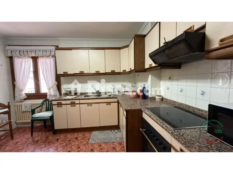 Köök - Apartment with Balcony in Aller