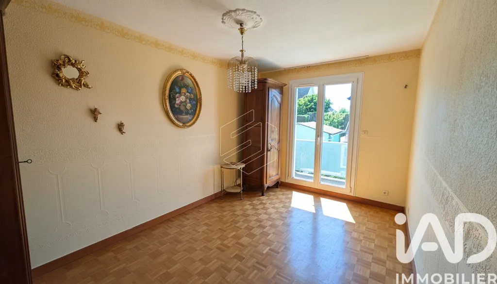 Magamistoad - Traditional House with Pool near Dijon