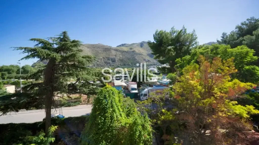 Apartment with Balcony in Palermo