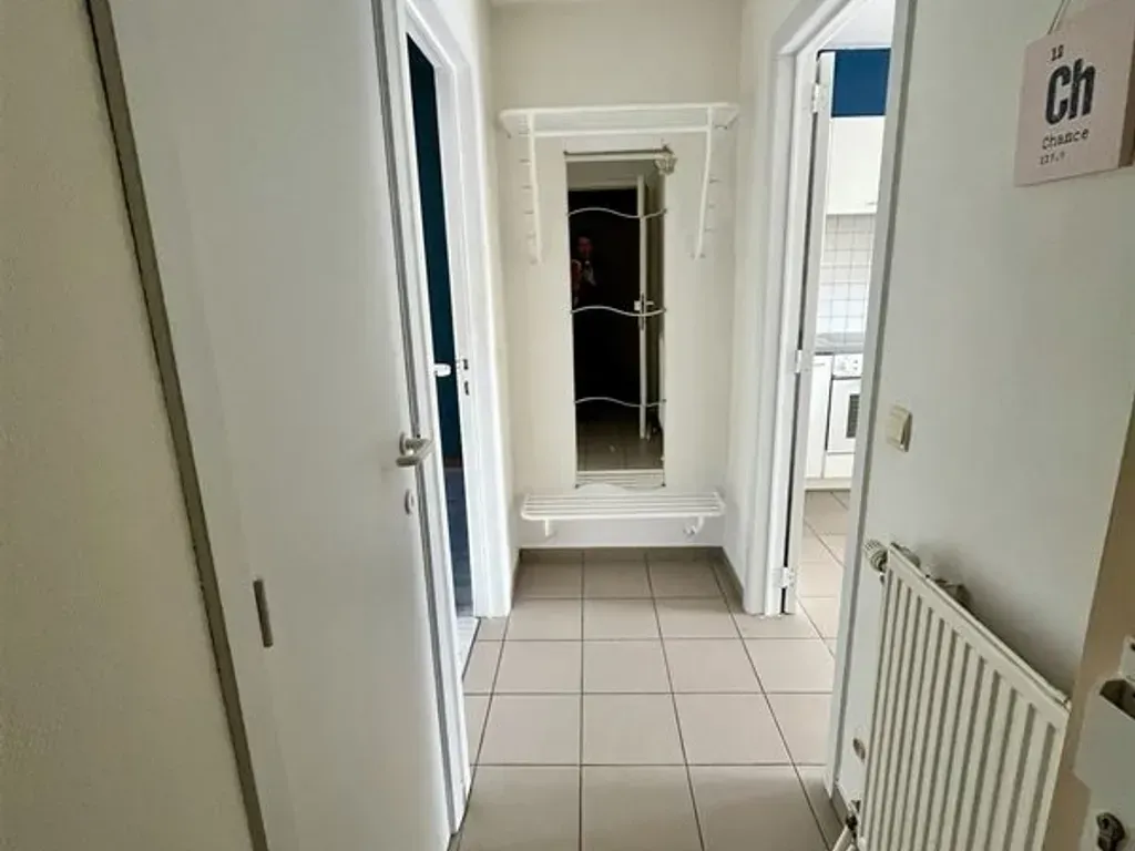 Esik - Apartment with South-Facing Terrace in Sint-Andries