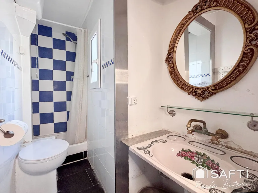 Salles de bain - Loft with Terrace in El Raval