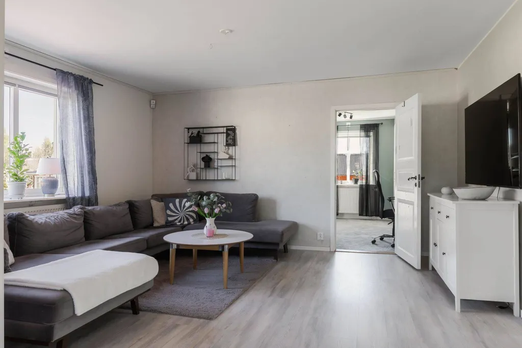 Séjour - Spacious Villa with Garden in Tibro