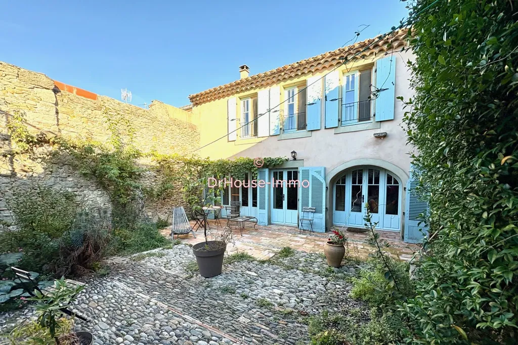 Jardin - Maison de Caractère avec Vues sur Château Médiéval