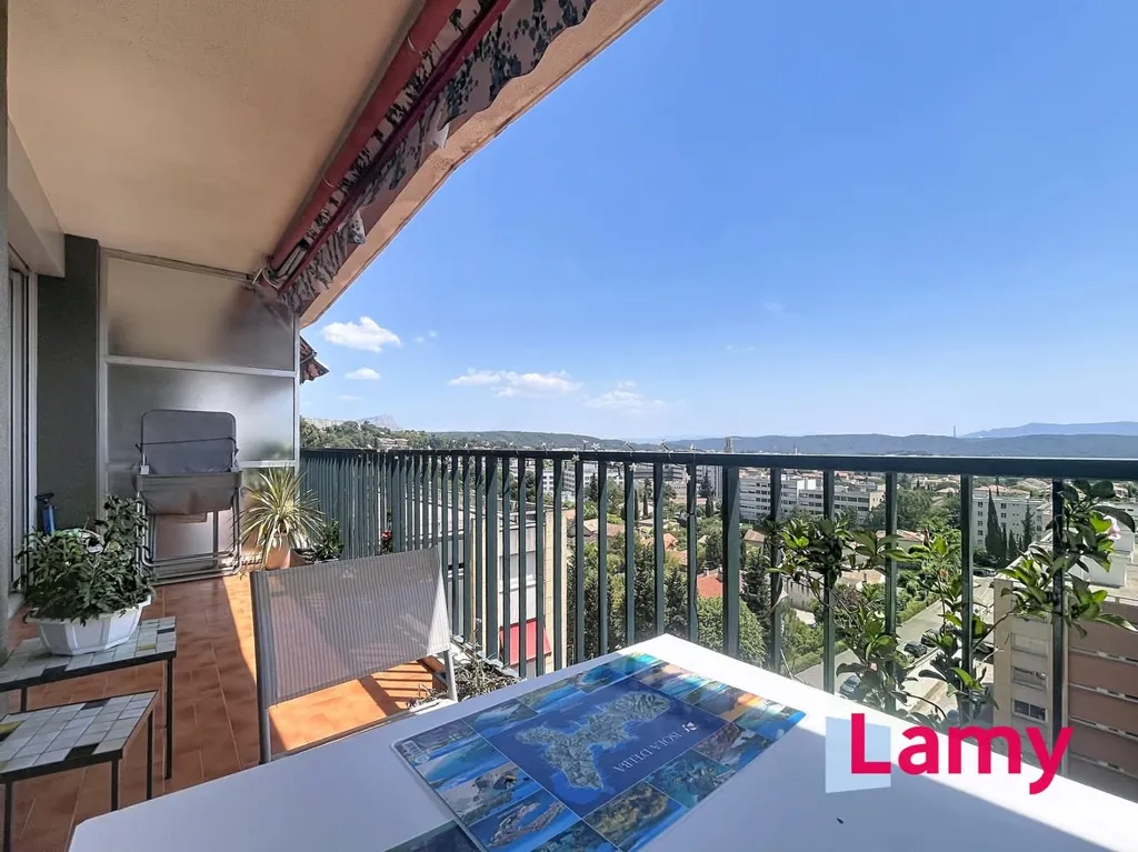 Balcon - Appartement avec Vue Dominante au Dernier Étage à Aix-en-Provence