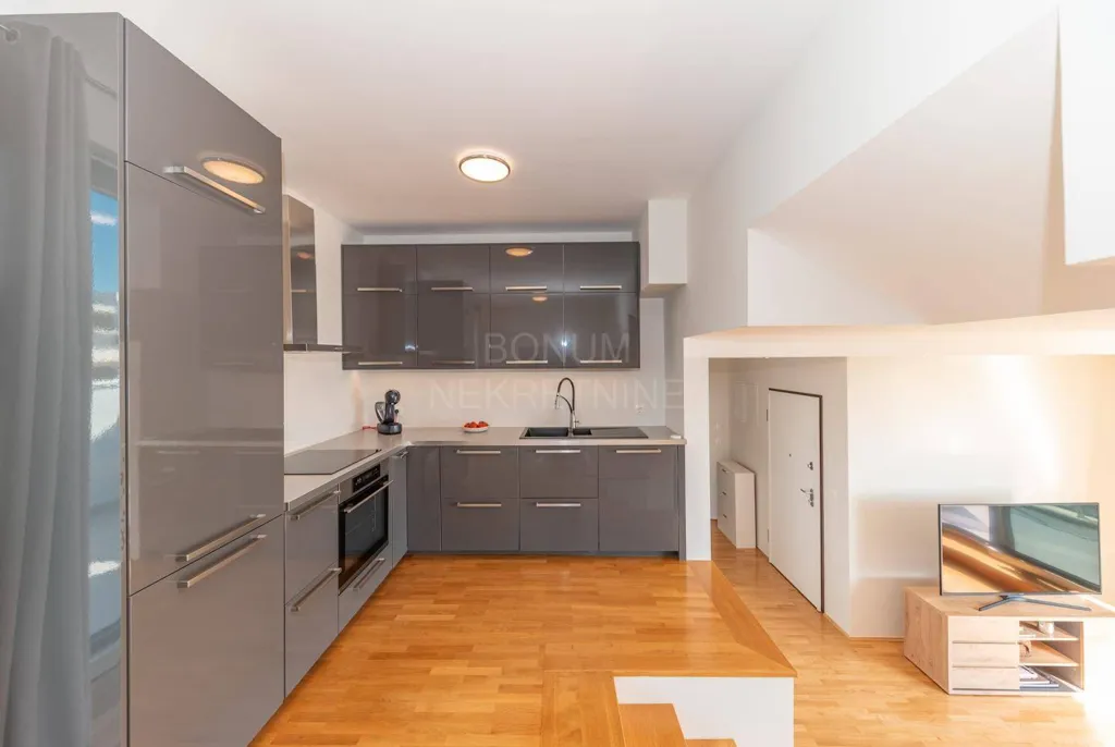 Köök - Luxury Apartment with Sea View in Primošten