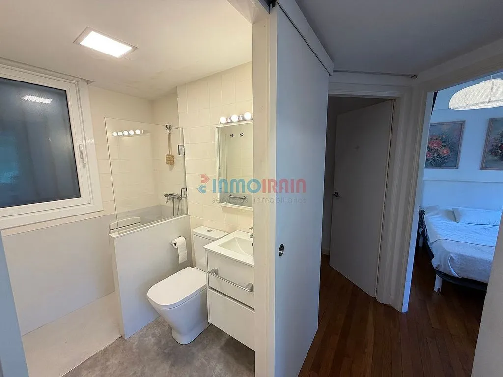 Salles de bain - Apartment with Balcony in Ordizia