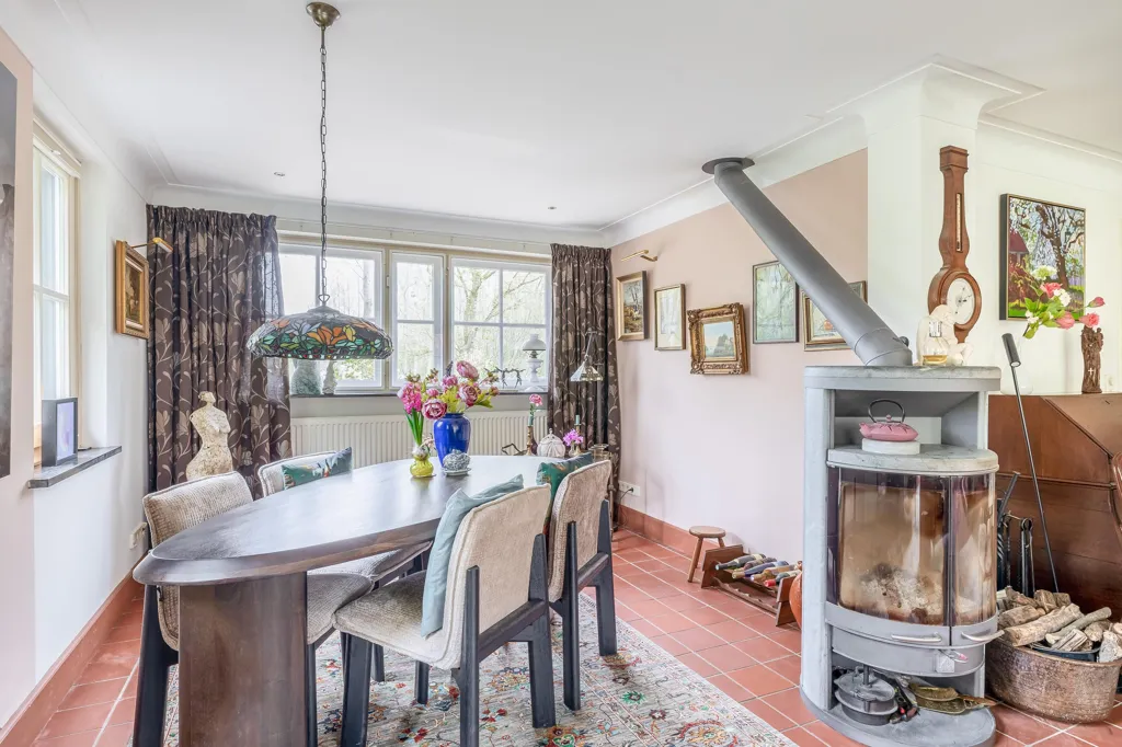 Dining Room - Country House with Forest View in Deurne