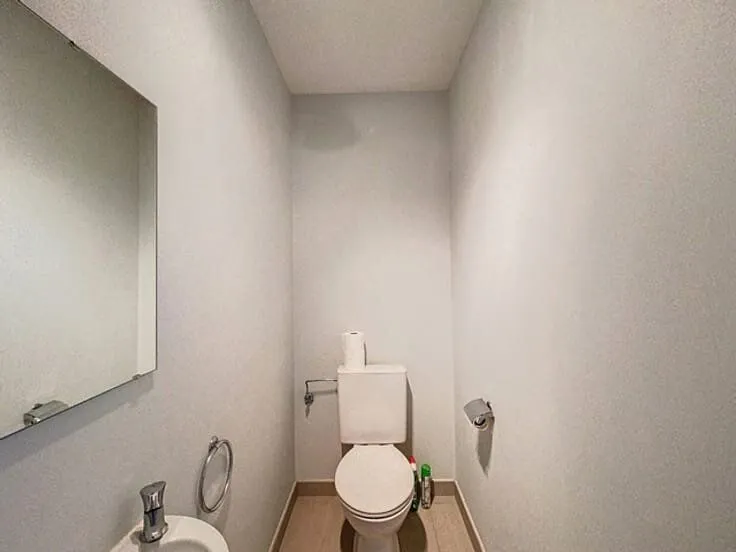 Vannitoad - Flat with Balcony and Parking in Central Location