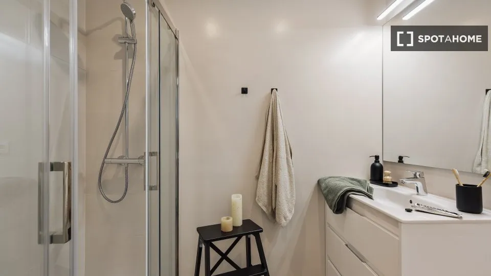 Bagni - Ample Apartment with Terrace in Vila de Gràcia