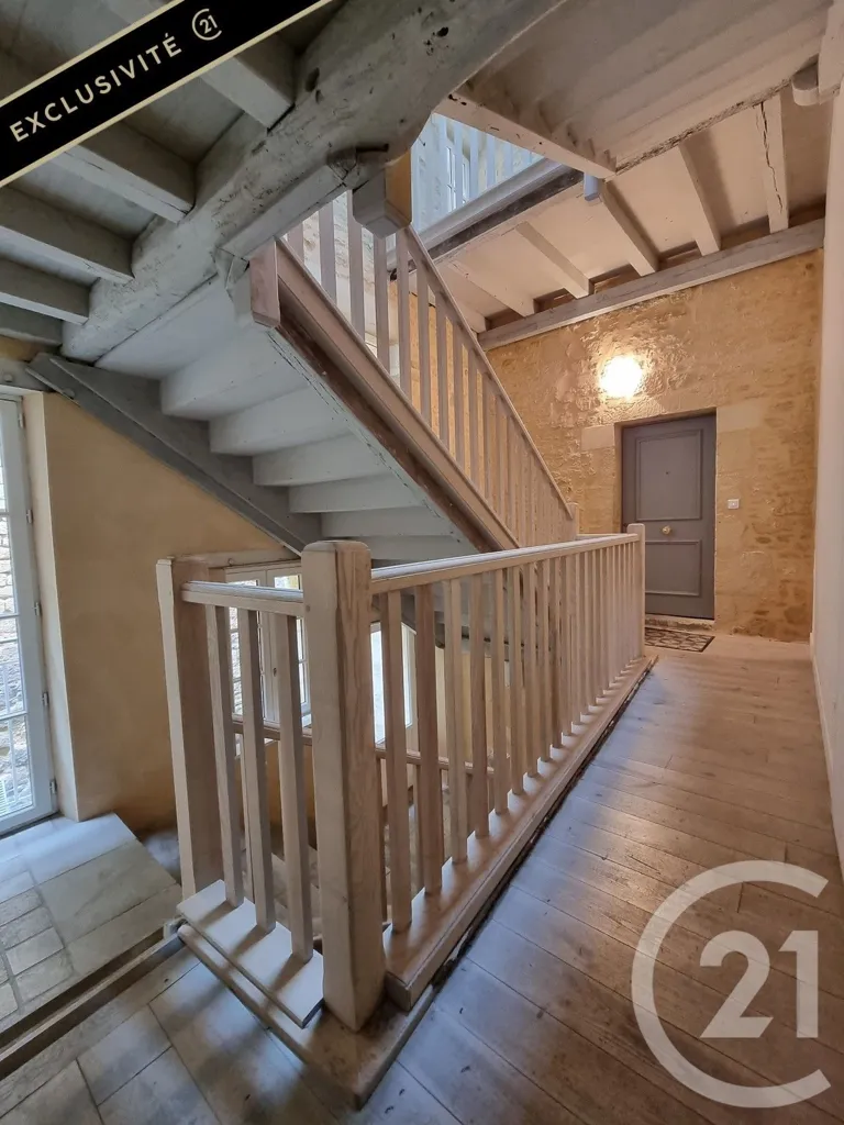 Pièces - Appartement Rénové avec Cheminée à Sarlat-la-Canéda