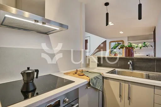Cuisine - Appartement de Luxe Rénové avec Ascenseur à Paris 5ᵉ