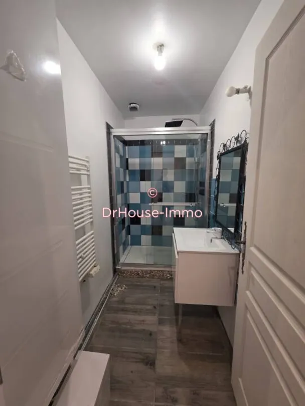 Vannitoad - Renovated Apartment with View in Marseille-2e