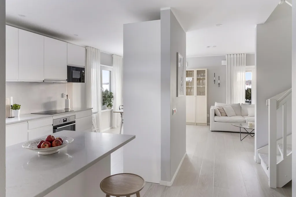 Kitchen - Modern Bostadsrätt with Corner Location in Arboga
