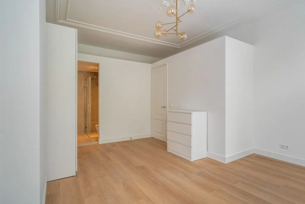 Pièces - Renovated Apartment with Balcony in The Hague