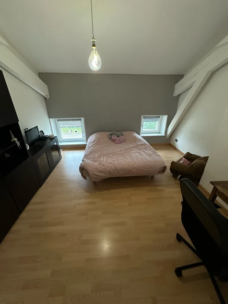 Chambres - Maison Individuelle avec Piscine en Dernière Position