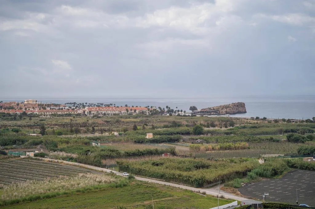 Development Land with Sea View in Salobreña