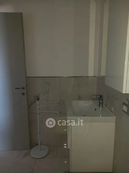 Salles de bain - Modern Studio with Balcony in Piacenza