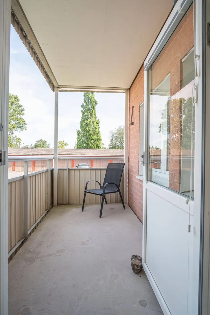 Balcon - Bright 2-Bedroom Flat with Balcony in Tidaholm