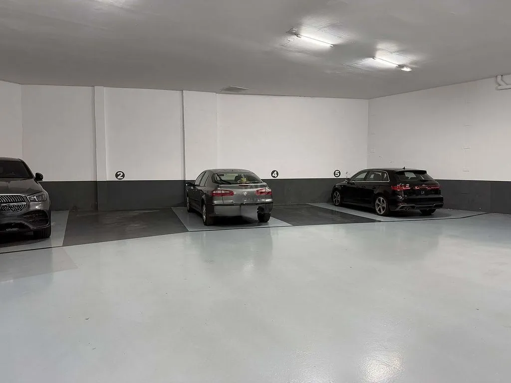 Garaaž - Luxury Loft with Terrace in León Centre