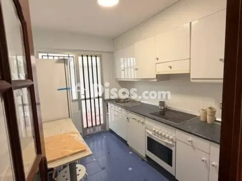 Köök - Student Flat with Terrace in Portanova